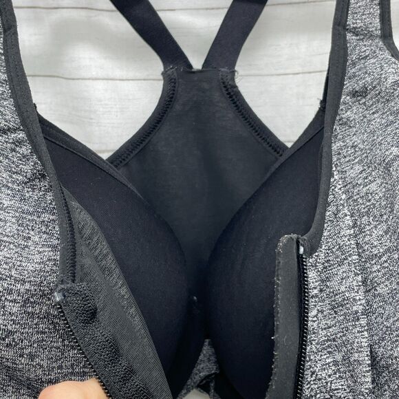 Victoria’s Secret  VSX Sport Sports Front Close ZIP Sport Bra Sz 32DD Grey Black - Picture 3 of 5